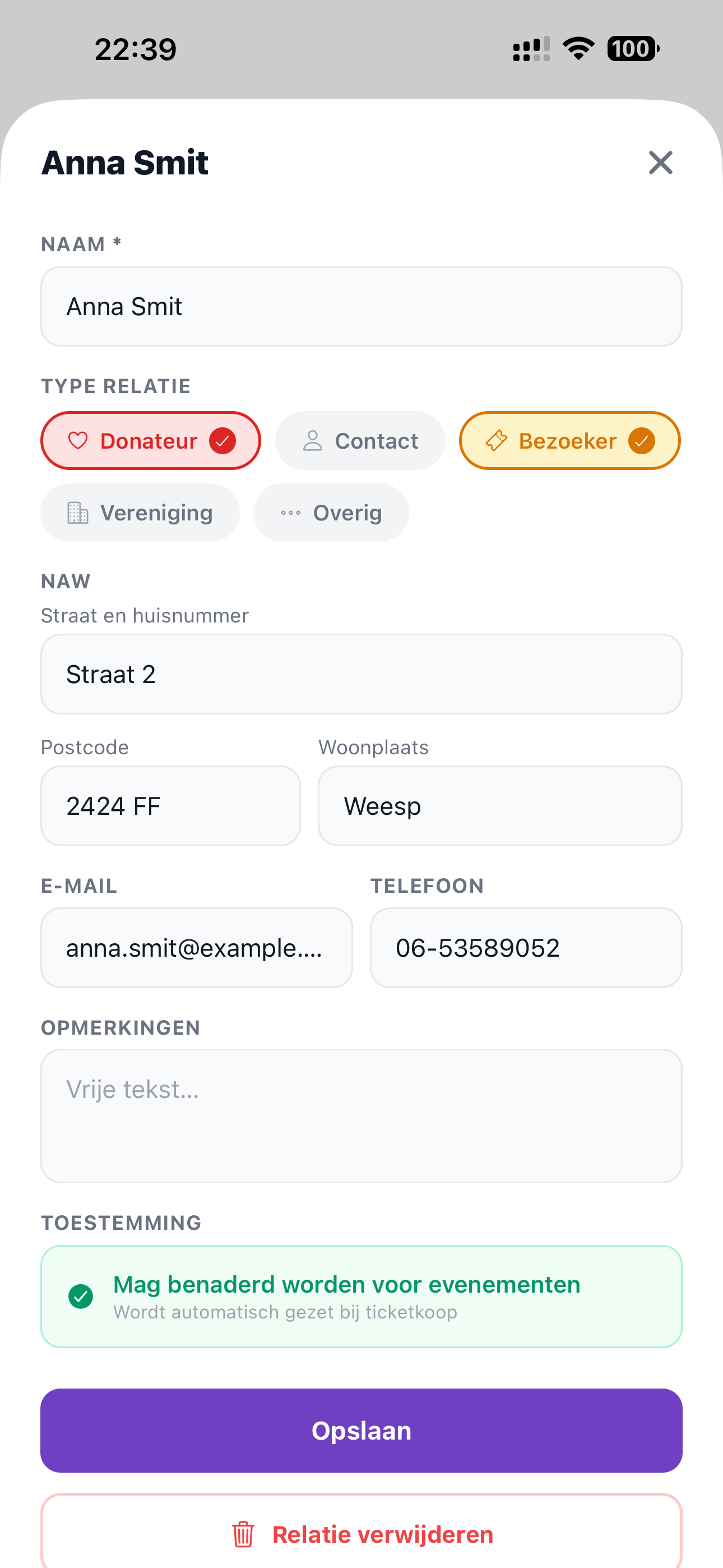 ZoppaBox app schermafbeelding — relatiebeheer met type relatie en contactgegevens