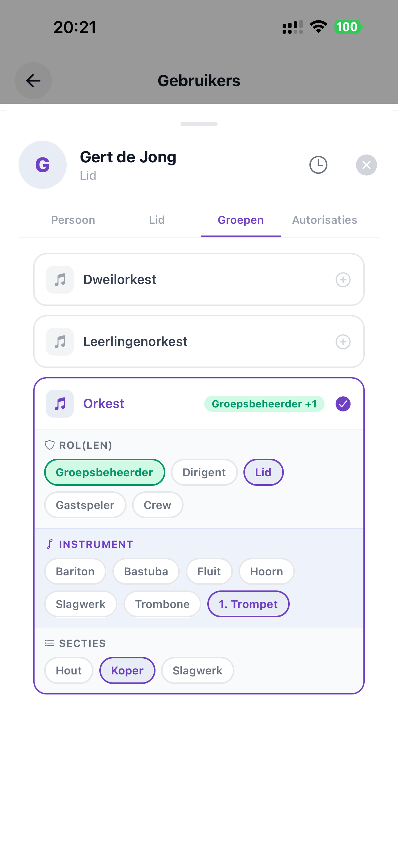 ZoppaBox app screenshot — set groups, roles and instruments per member